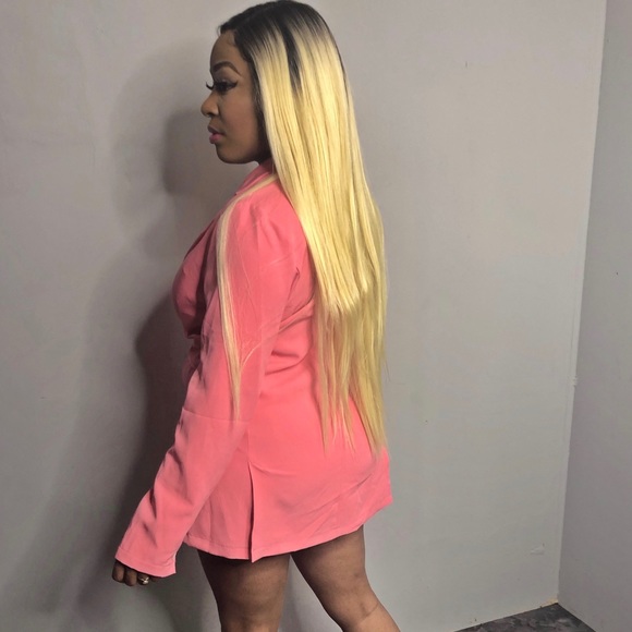 Suit - Picture 3 of 3